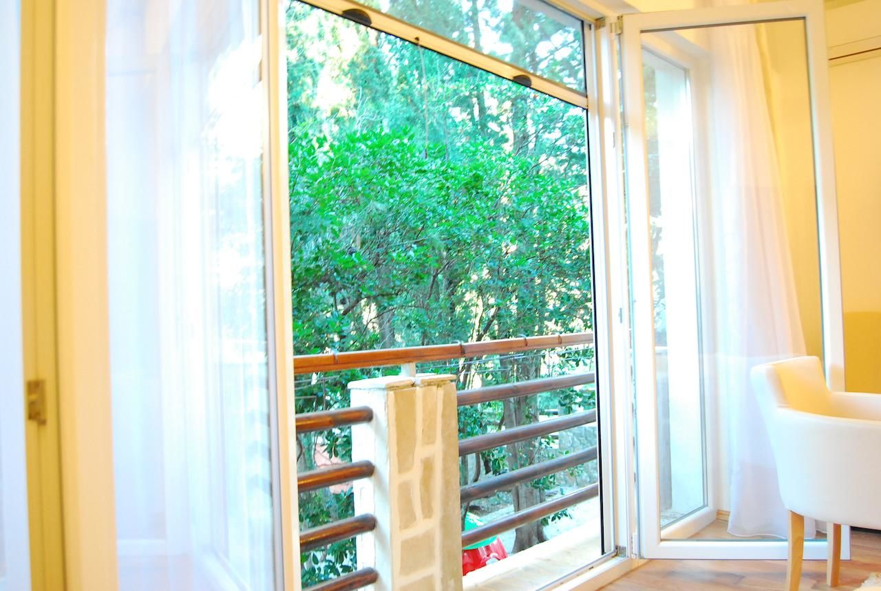 Отель Hotel Art Media Херцег-Нови