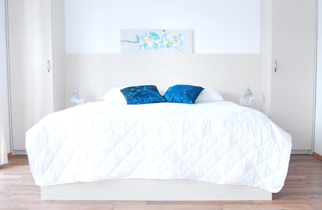 Отель Hotel Art Media Херцег-Нови