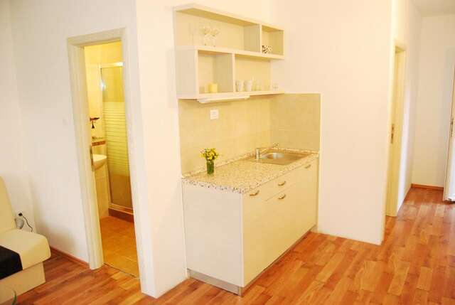 Отель Hotel Art Media Херцег-Нови-21