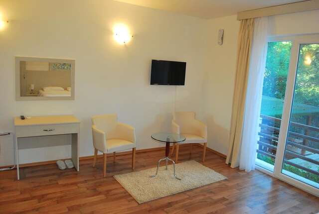 Отель Hotel Art Media Херцег-Нови-35