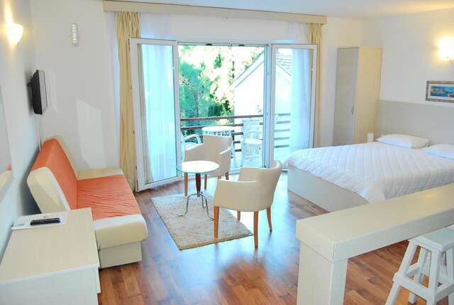 Отель Hotel Art Media Херцег-Нови-45